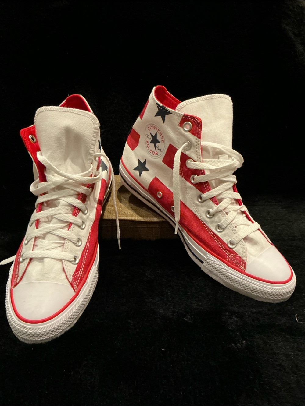 Converse High Top Sneakers in White and Red Canvas Men’s 9 Women’s 11